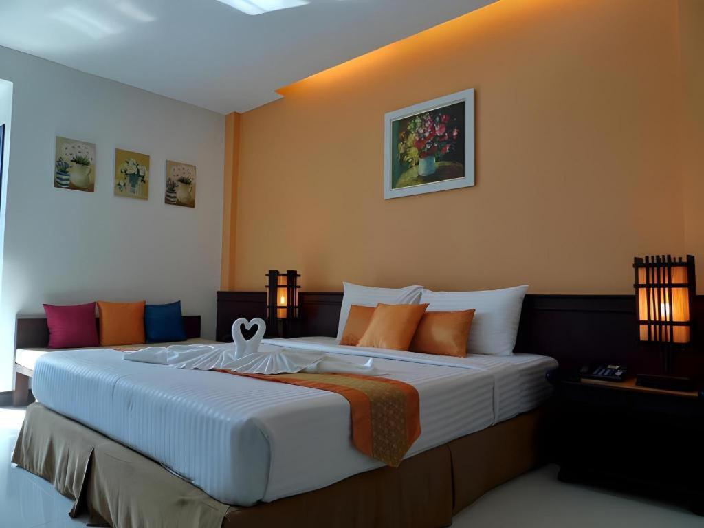 City Park Hotel Phatthalung Exterior foto